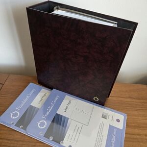 Franklin Covey 3-Ring Classic Storage Binder Burgundy Marble plus........